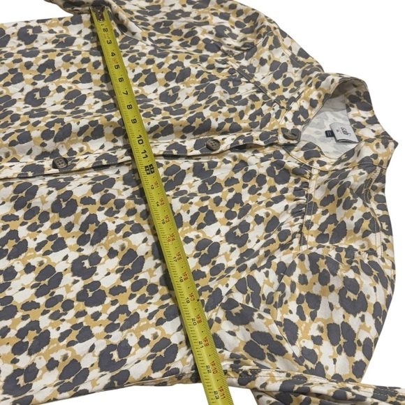 CAbi Providence Shirt Jacket in Yellow and Grey Leopard Print Women’s Size XL - Picture 11 of 12